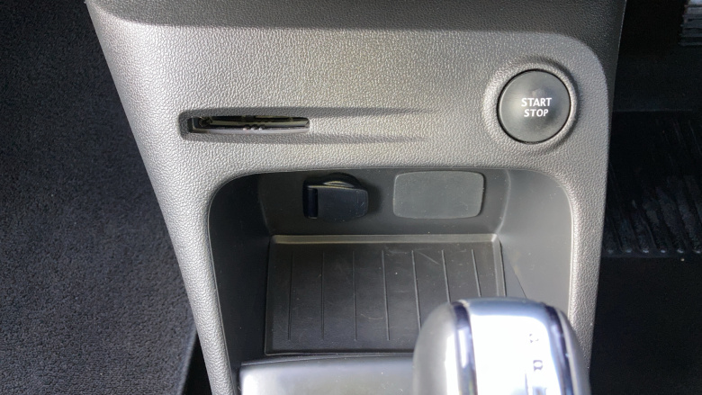 Renault Captur 1.5 dCi 90 Iconic 5dr EDC Diesel Hatchback